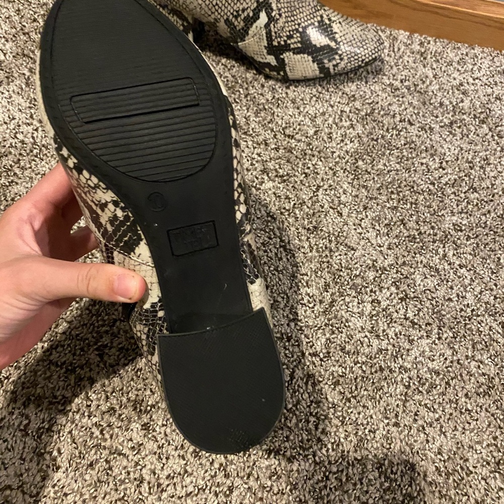 NWT Time and Tru Snakeskin Boots - Picture 4 of 4